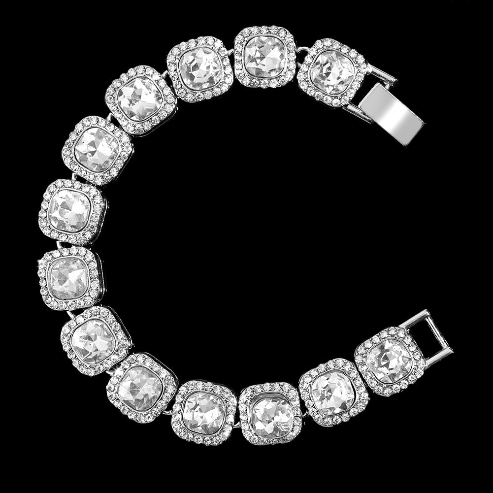 Bracelet en chaîne orné de strass