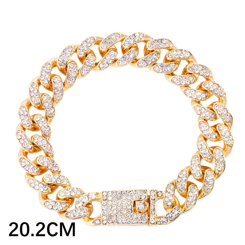 Bracelet en chaîne orné de strass