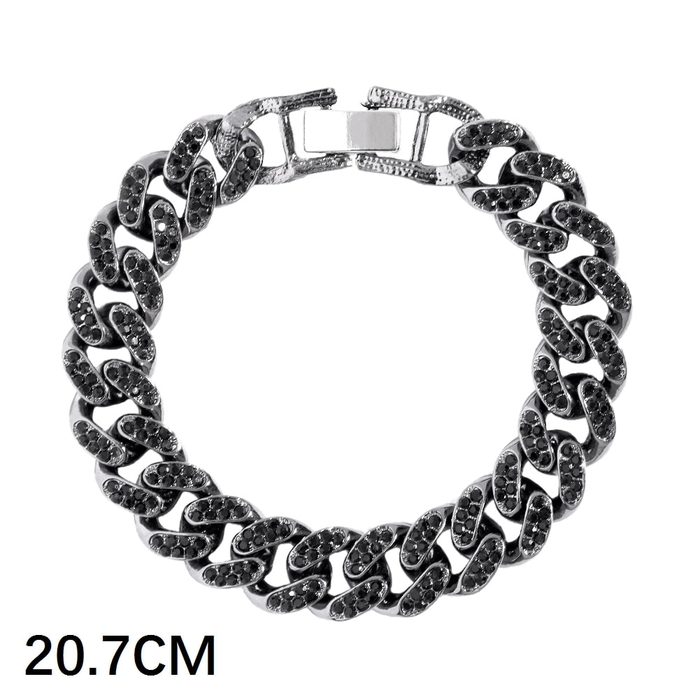 Bracelet en chaîne orné de strass